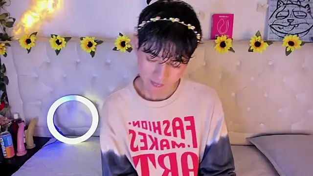 AleAurarashi online show from February 9, 3:33 am