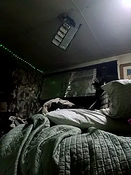 bearded cross online show from January 16, 7:11 am