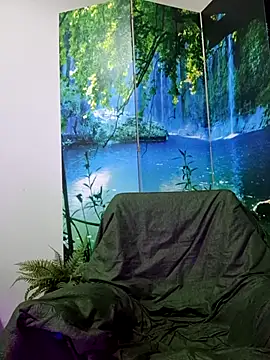 welcome-to-the-jungle online show from June 17, 7:37 pm
