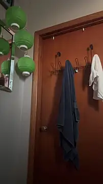 Lunablu13 online show from December 18, 3:30 pm