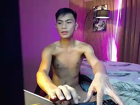 Snapshot of alex_cummer chatting on October 16, 4:04 pm alex cummer online show from October 16, 4:04 pm