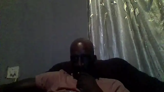 longdickson12345 online show from March 10, 11:22 pm