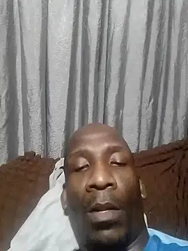 Snapshot of longdickson12345 chatting on October 7, 1:21 am longdickson12345 online show from October 7, 1:21 am