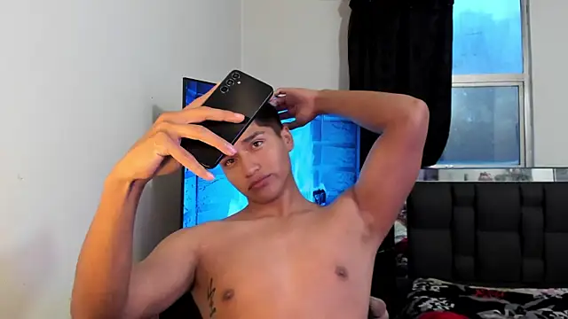 mateo-Esposito online show from March 14, 11:06 am