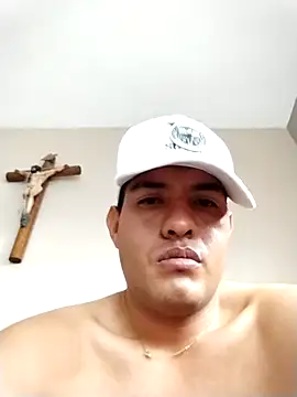 BandidoMal-972409 online show from March 28, 2:28 pm