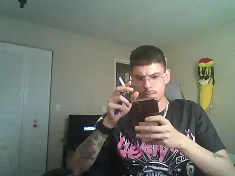 latinosatiro94 online show from October 2, 10:58 pm