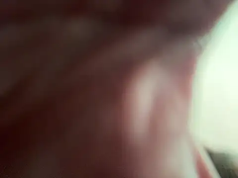 chrisalmeid  online show from November 11, 9:58 am