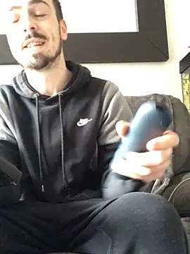 jaycoy22 online show from March 13, 8:55 am