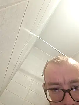 948197 online show from December 1, 8:23 pm