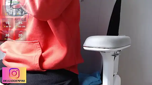 delgadopollon1991 online show from February 1, 11:47 pm