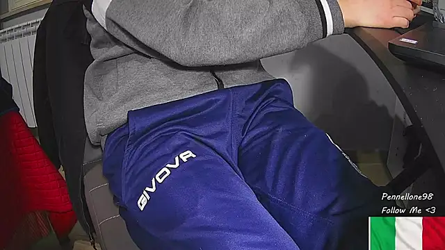 Pennellone98 online show from December 19, 7:22 pm