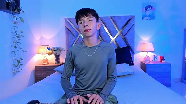 Hyunjin Son online show from October 21, 8:34 pm