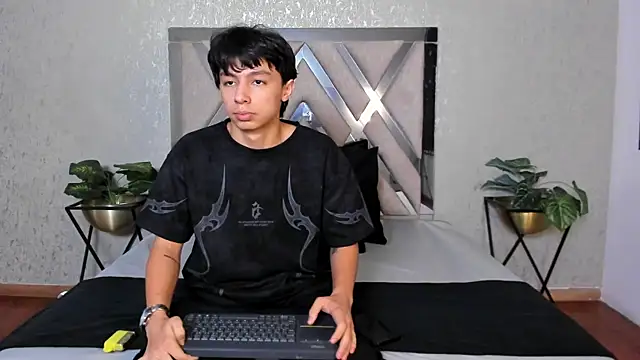 Tyler durten online show from October 22, 3:10 am