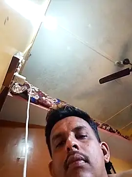 Snapshot of Nihaal17 chatting on October 13, 2:50 am Nihaal17 online show from October 13, 2:50 am