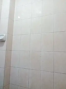 tuneglito online show from March 24, 7:51 pm