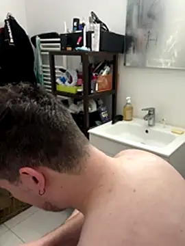 TomieSoichi online show from December 16, 6:20 am