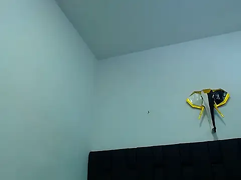 Snapshot of daniel_evans69 chatting on October 20, 12:42 pm daniel evans69 online show from October 20, 12:42 pm