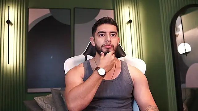 Snapshot of Nick_Vans chatting on October 15, 12:24 pm Nick Vans online show from October 15, 12:24 pm