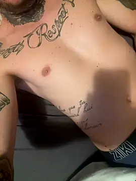 Snapshot of pimousssse chatting on September 29, 12:31 am pimousssse online show from September 29, 12:31 am