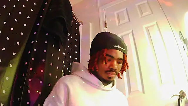 risktakinndolo online show from September 30, 8:45 pm