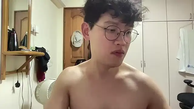 Passionatetwink2 online show from September 25, 12:04 pm