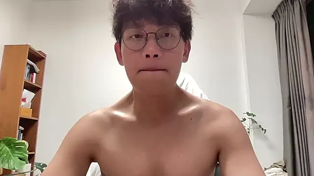 Passionatetwink2 online show from October 22, 11:25 am