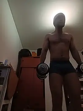HotRolo online show from August 9, 4:51 am