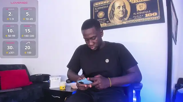 lucas manzon online show from December 2, 3:48 pm