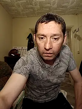 frederic198 online show from March 4, 9:00 pm