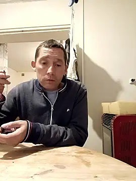 Snapshot of frederic198 chatting on September 17, 7:48 pm frederic198 online show from September 17, 7:48 pm