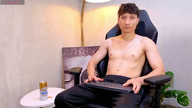 enzo steel online show from February 14, 3:12 am