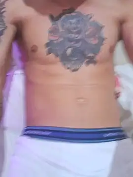 Skate012 online show from March 4, 3:46 am