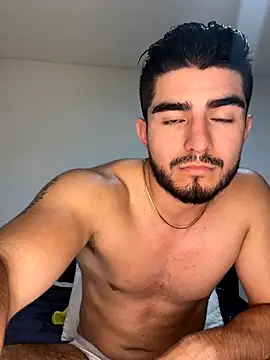 zayn maximoff online show from September 15, 4:03 am