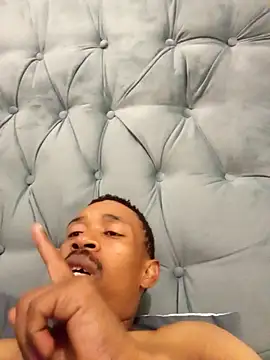 fitsexyman online show from January 11, 8:45 pm