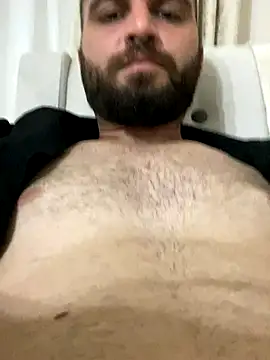 Snapshot of banuemre28 chatting on September 16, 5:36 pm banuemre28 online show from September 16, 5:36 pm