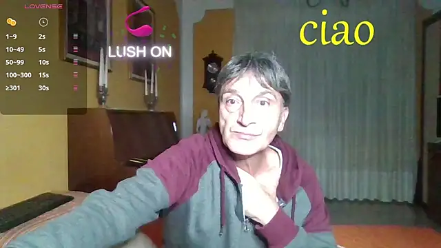 Snapshot of lattediyak chatting on October 5, 2:04 am lattediyak online show from October 5, 2:04 am