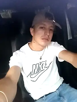 DebutingPathway online show from March 4, 11:17 am