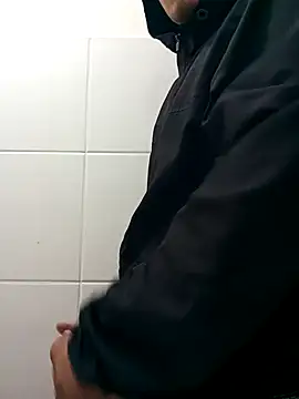 Snapshot of Brhryan chatting on September 11, 4:50 pm Brhryan online show from September 11, 4:50 pm