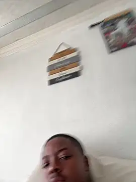 Snapshot of DaddyMyles chatting on June 3, 10:39 am DaddyMyles online show from June 3, 10:39 am