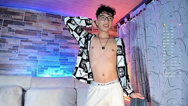 mhatias  online show from February 6, 6:43 am