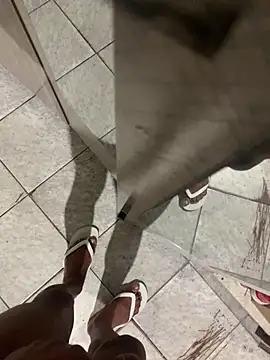 hmleonardo online show from March 20, 4:16 am