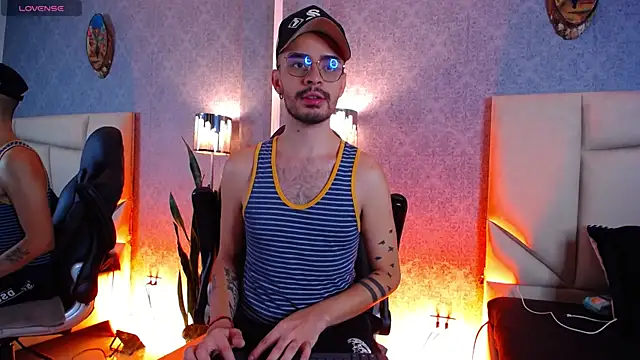 HairyDiamond  online show from September 27, 11:24 pm