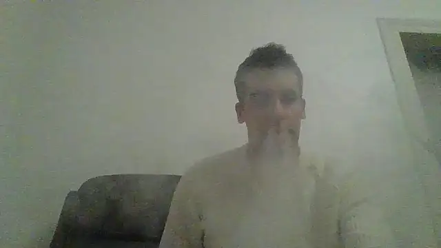 JulioIsHere4you online show from November 6, 8:12 pm