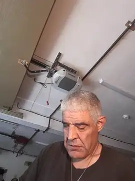 orcajaws52 online show from September 27, 7:12 pm