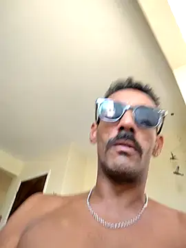 Snapshot of cajukarioca@xh chatting on November 2, 2:21 pm cajukariocaxh online show from November 2, 2:21 pm