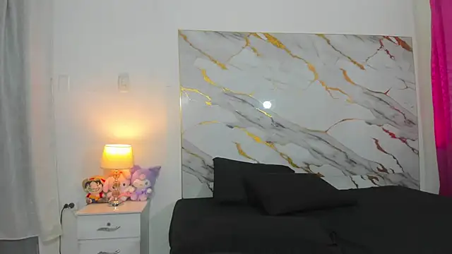 johan miller0 online show from October 31, 7:39 pm