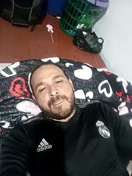 javi-tunene online show from September 25, 5:28 am