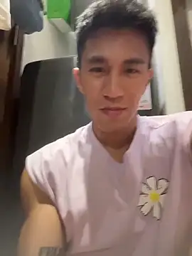 gooodboiii online show from March 18, 4:32 pm