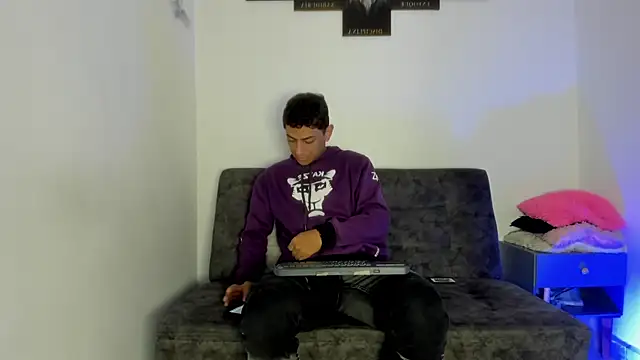 maykel and mike online show from January 13, 1:59 pm