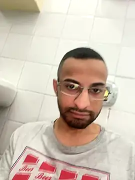 pauzudomoreno1 online show from December 13, 8:15 pm